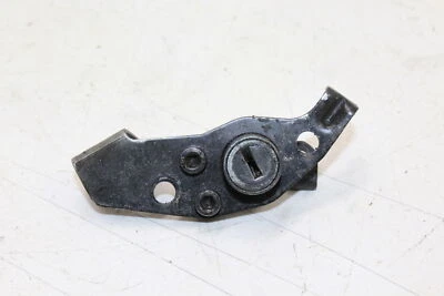 Kawasaki Ninja 650r Ex650af 2008 bloqueo de pestillo del asiento trasero del pasajero Foto 1 de 4