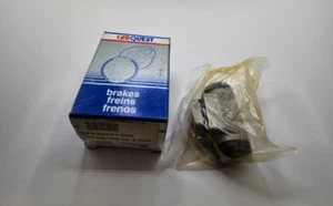 (CANTIDAD 2) Cilindro de rueda de freno de tambor Carquest WCA610012 se adapta a 02-05 Kia Sedona - Imagen 1 de 6