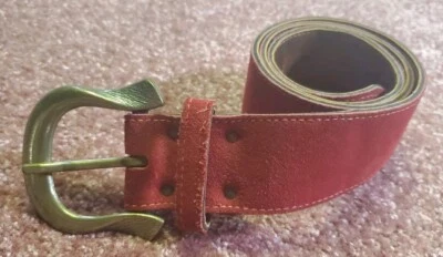 Cinturón Mujer Talla 26-30 Rojo Gamuza Sobre Vinilo Cinturón Hebilla Grande Foto 1 de 4