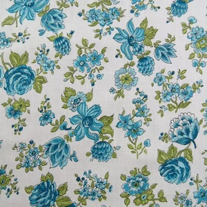 VINTAGE Lightweight Teal Blue White Rose Floral Cotton Fabric 7/8 yard - Picture 1 of 7