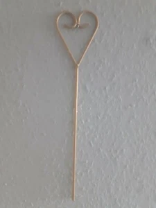 6x NEW PRETTY HANDMADE 12" (30cm) HEART PLANT SUPPORT RODS IN A GOLD COATING.  - Picture 1 of 1