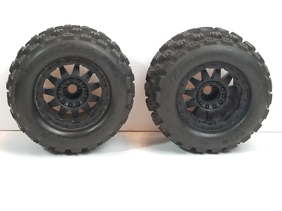 Pro-Line 10127-10 Badlands MX38 3.8" Tire w/Raid 8x32 Wheels (M2) (Black) (2) - Image 1 of 4