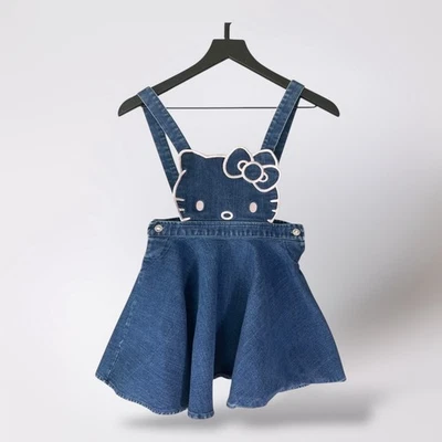 Macacão jeans Hello Kitty vestido infantil saia jeans azul roupa fofa - Imagem 1 de 4
