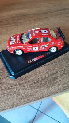 modellino auto Alfa 156 Gta Burago - Immagine 1 di 4