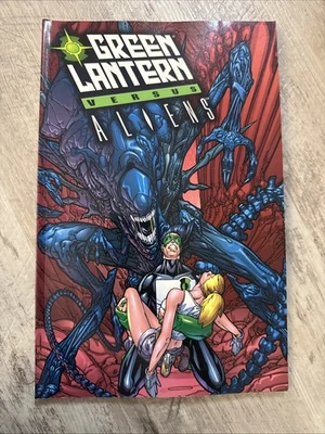 Quadrinhos Dark Horse/DC Green Lantern Versus Aliens TPB (2001) ~ Primeira impressão - Imagem 1 de 4