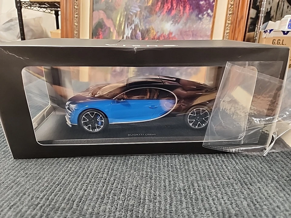 1:18 Scale Bugatti Chiron Blue Kyosho Diecast Model Car C09548BBK Ousia - Image 1 of 4