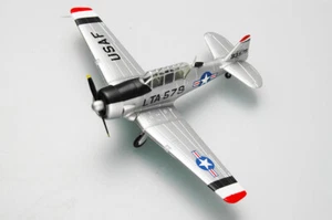 Easy Model 36319 - 1/72 US T-6 - Korea 1953 - New - Picture 1 of 1