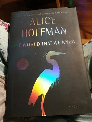 The world that we knew Foto 1 de 2