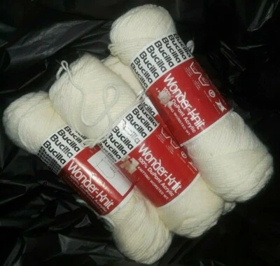 4 Skeins Bucilla Wonder Knit 100% Dupont Acrylic 4 Ply Worsted Winter White Yarn - Image 1 of 2