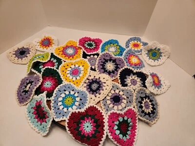 Lot Of 24 Heart Shape Panels To Be Put Together - Image 1 of 4