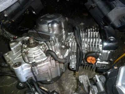 Motor funciona muy bien GZ250 Marauder 01 99-12 Suzuki #T19 Foto 1 de 2