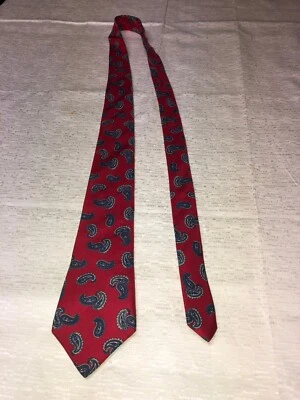 Vintage OAKTON Ltd. Men's Silk Tie Paisley RED - Image 1 of 4