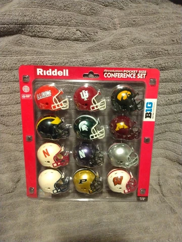 2011 BIG 10 CONFERENCE Riddell Revolution 12 Pocket Size mini Helmet Set 2011 Cover