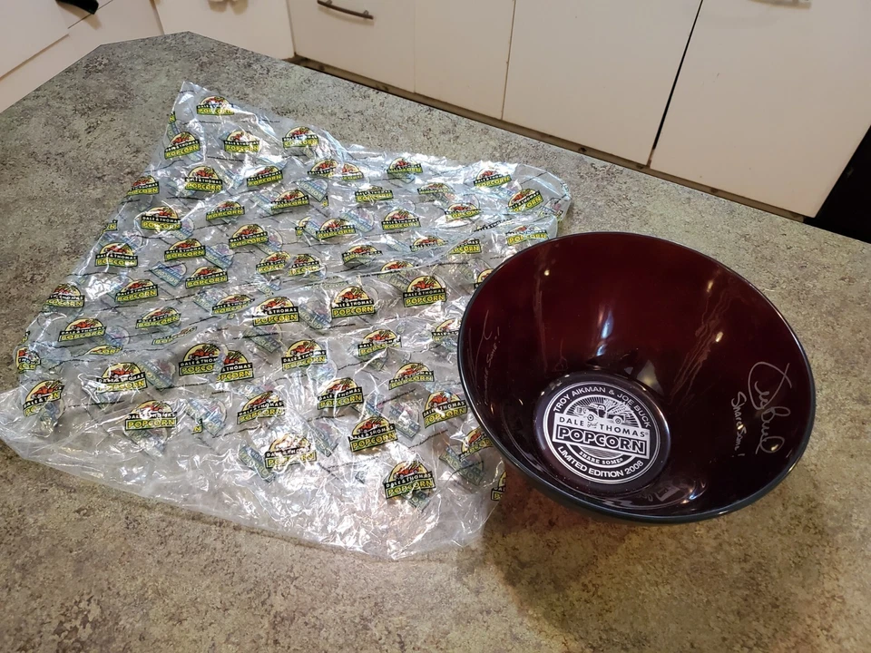 Cuenco palomitas de vidrio vintage Dale and Thomas edición limitada firmado Aikman & Buck con bolsa Foto 1 de 4