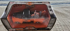 Maisto 1948 Ford F-1 Pickup Harley-Davidson FL Panhead Motorrad Schwarz & Orange - Bild 1 von 4