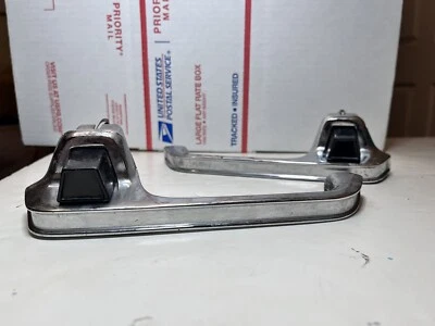 2 OEM GM Outside Door Handle Front Left Right RH LH 6272583 6272584 - Image 1 of 4