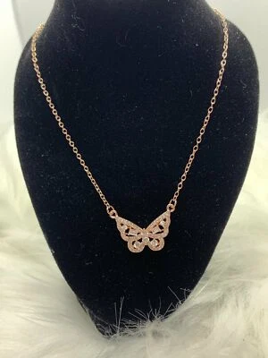 Collar mariposa Bretaña Foto 1 de 2