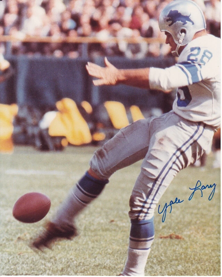 YALE LARY SIGNED DETROIT LIONS VINTAGE 8X10 PHOTO AUTOGRAPH COA - Image 1 of 1
