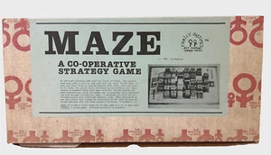 1982 Maze Co-operative Strategy Game  Family Pastimes 1st Edition Complete - Picture 1 of 10