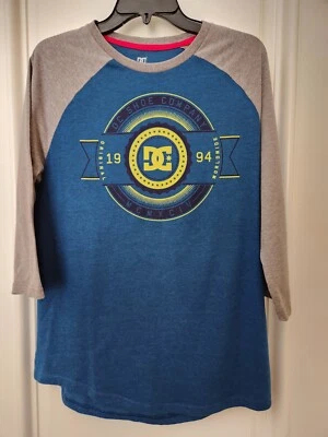 New DC Shoes Mens Logo Tee T-Shirt - Medium - Blue/Gray 3/4 Raglan Sleeves - Image 1 of 2