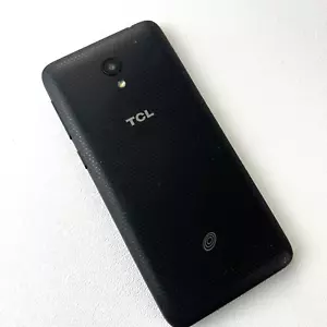 Smartphone Tracfone SOLO PEZZI DI RICAMBIO Alcatel TCL non testato SOLO PARTI LEGGERE BENE - Foto 1 di 9