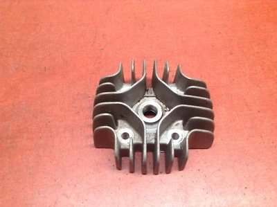 2004 04 SUZUKI QUADMASTER 50 CYLINDER HEAD Foto 1 de 2