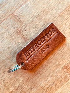 Leder Schlüsselanhänger leather keychain - Royal Enfield Interceptor 650 - Picture 1 of 3