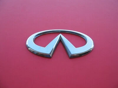 95 96 97 98 99 INFINITI I30 TAPA TRASERA CROMO EMBLEMA LOGOTIPO INSIGNIA SIGNO SÍMBOLO B931 Foto 1 de 4