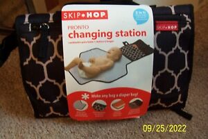 Skip*Hop Pronto Baby Changing Station - NEW