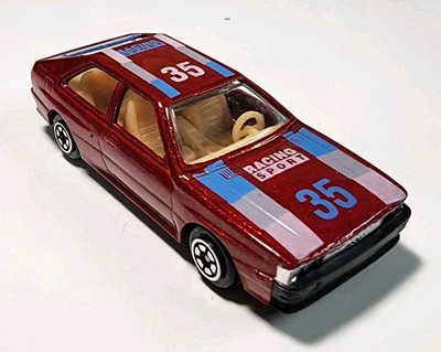 复古 Yatming #1035 红色奥迪 Quattro Rally 1/64 压铸/塑料赛车运动 — 第 1/4 张图片