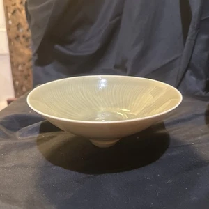Peter Lane Studio Pottery Celadon Glaze Ribbed Bowl 3x7 1/2 In - Picture 1 of 12