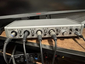 Tascam SERIES 208i USB Audio/MIDI Interface 24bit/192kH Used - Picture 1 of 3