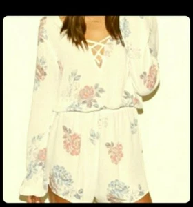 Kendall +Kylie Floral long sleeve v-neck Romper size small - Picture 1 of 8
