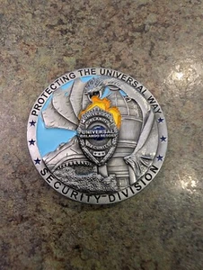 Vintage June 7, 1990 Universal Studios Orlando 3D Cast Member Security Coin RARE - Picture 1 of 5