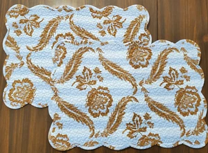 NOBILITY Tovagliette 2 Trapuntate Bordo Smerlato Blu Marrone Floreale Reversibili 19" x 13" - Foto 1 di 6