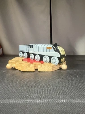 Thomas el Tren Ferrocarril de Madera Spencer Curva de Aprendizaje RFID Imán Dorado 2003 Foto 1 de 4