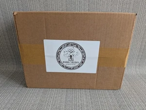 Nintendo Secret Stash Mystery Box Paquete con licencia y lote de mercancía idea de regalo - Imagen 1 de 1