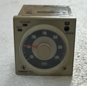 Temporizador Omron H3CR-A8-600 5A 250VAC - Imagen 1 de 7