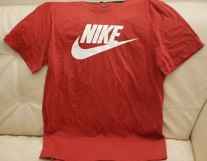 NEW WT MEN'S MAROON RED ATHLETIC NIKE TOP T-SHIRT SWOOSH DR0515-613 S,M - Picture 1 of 4