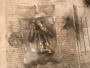 NEW LOT OF 4 INTERNATIONAL MERITOR STUD BOLTS 1647125C1 FREE SHIPPING 3/4-16 - Bild 1 von 4