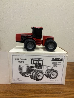 1/32 Case International 9390 4WD Tractor With Triples, With Box. FG-ZSM743 - Image 1 of 4