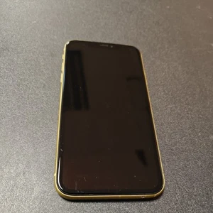 Apple iPhone 11 64GB Yellow (SCREEN DARK) W26-C6 - Picture 1 of 4