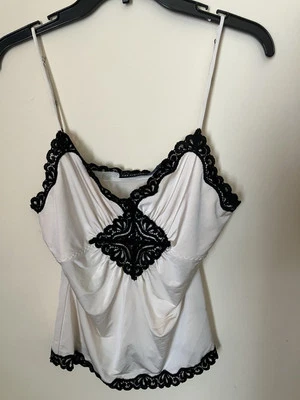 The Limited Camisola Marfil Acanalada Encaje Negro Talla M Correas de Espagueti Ajustables Foto 1 de 3