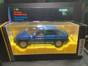 Schabak 1:25 1525 Ford Escort azul turquesa en buen estado y con embalaje original - Imagen 1 de 12