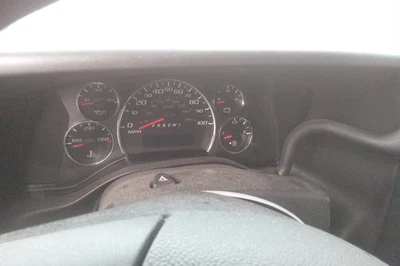 Furgoneta Savana 2500 2017 OE velocímetro calibre clúster 83 k millas GMC Foto 1 de 4