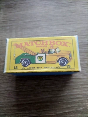 Matchbox Ruedas Regulares Nº13 Camión de Naufragio Gancho Plateado - Réplica/Caja de Copia solamente Foto 1 de 3