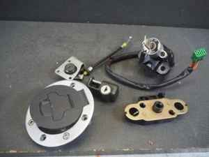 KEY LOCK SET SUZUKI GSX750FW 98-02 37103-33810 18404 - Bild 1 von 9