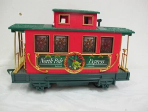 SCIENTIFFIC NORTH POLE EXPRESS CABOOSE WITH FIGURES & FLOWERS G GAUGE  - Picture 1 of 6