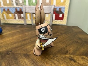 Joe Ledbetter Conejito Pirata con Espada Chaos Bunnies #7 Edición Limitada de 700 - Imagen 1 de 5