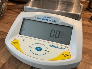 ADAM Precision Balance PGL 4001 Max 4kg 0.1g resolution lab scales digital - Picture 1 of 5